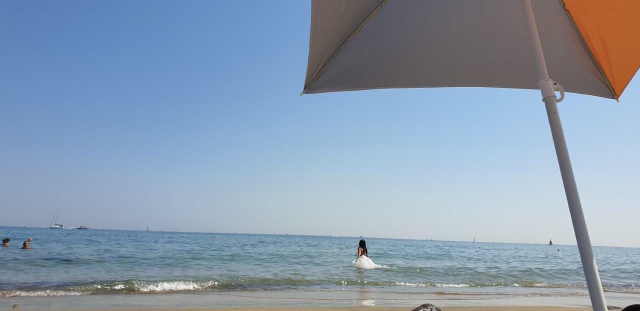 La Pecherie: Seaside Family Cocoon with Port Views Agde Exterior photo